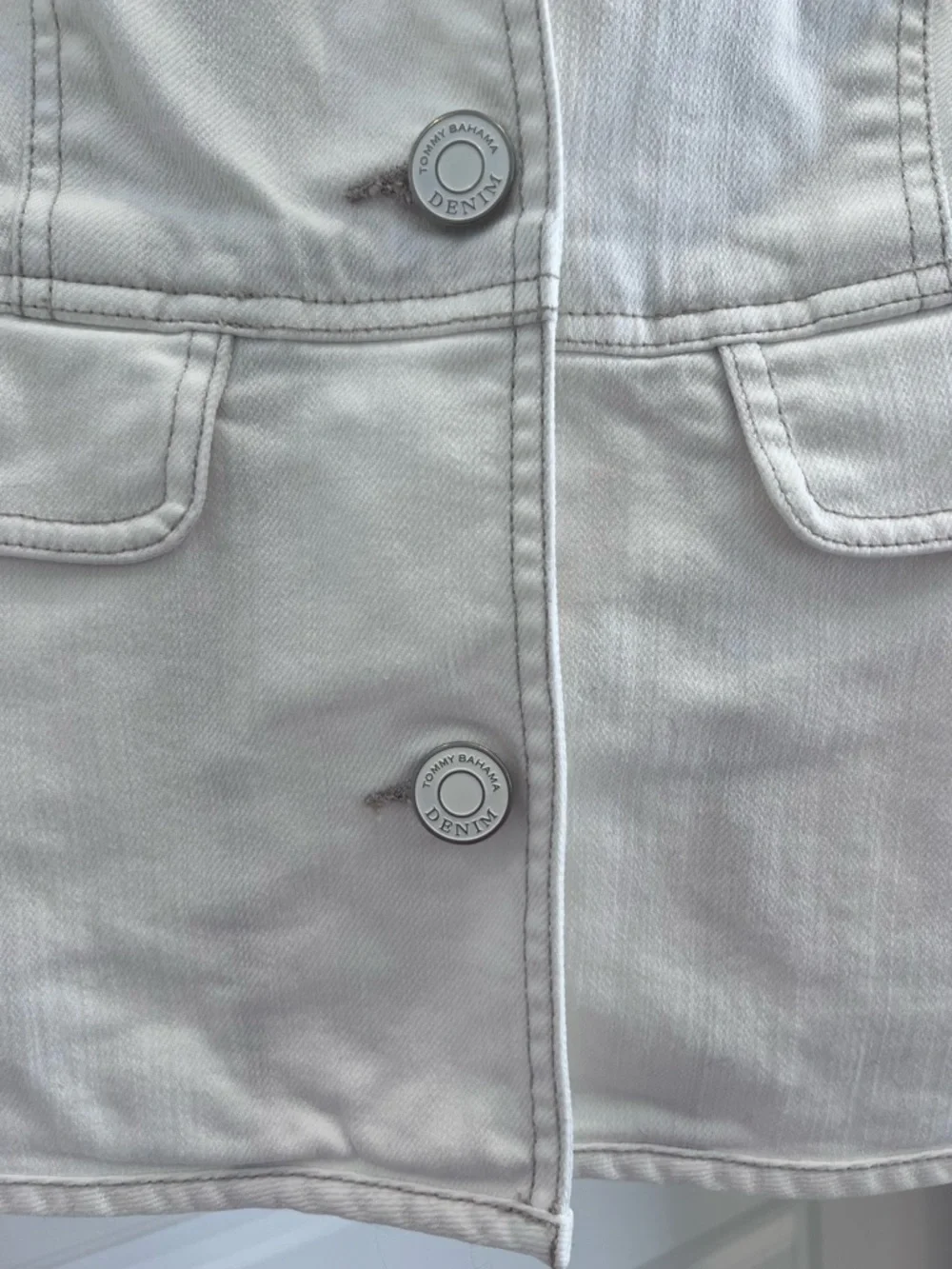 Tommy Bahama White Denim Shaped Jacket runs small - Picture 6 of 9